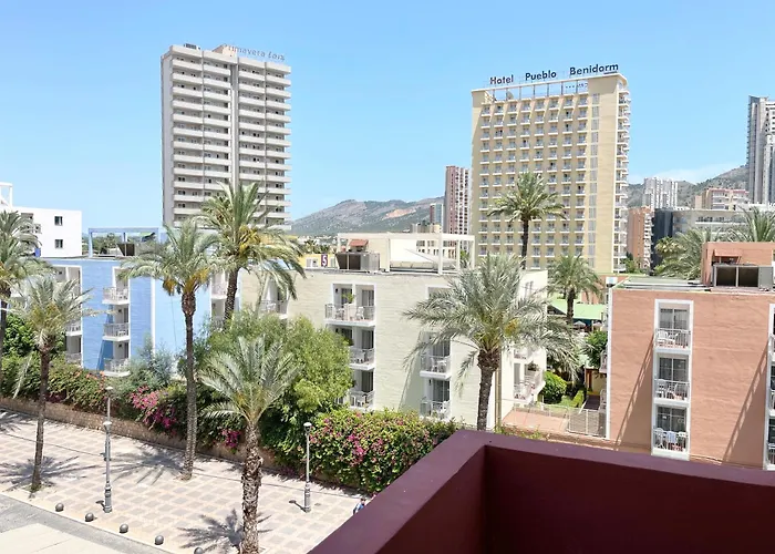 New Square Ibiza Апартаменты Бенидорм